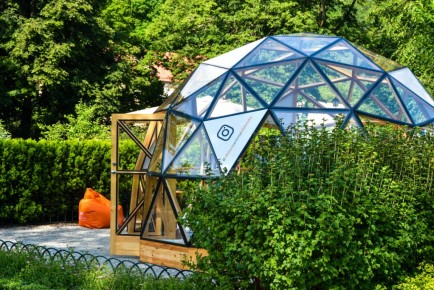 1-geokupolas-gamtoje